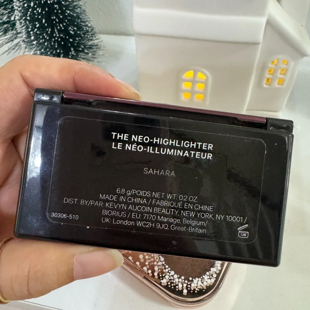 Kevyn Aucoin THE NEO HIGHLIGHTER SAHARA AND TARTE EYESHADOW PALETTE